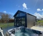 Book your Holidays in Scotland! Superior Studio with Hot Tub Thumbnail