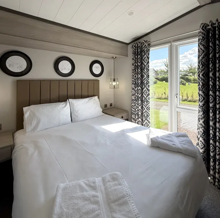Double bedroom in a Gold Caravan at Gilsland Park, North Berwick